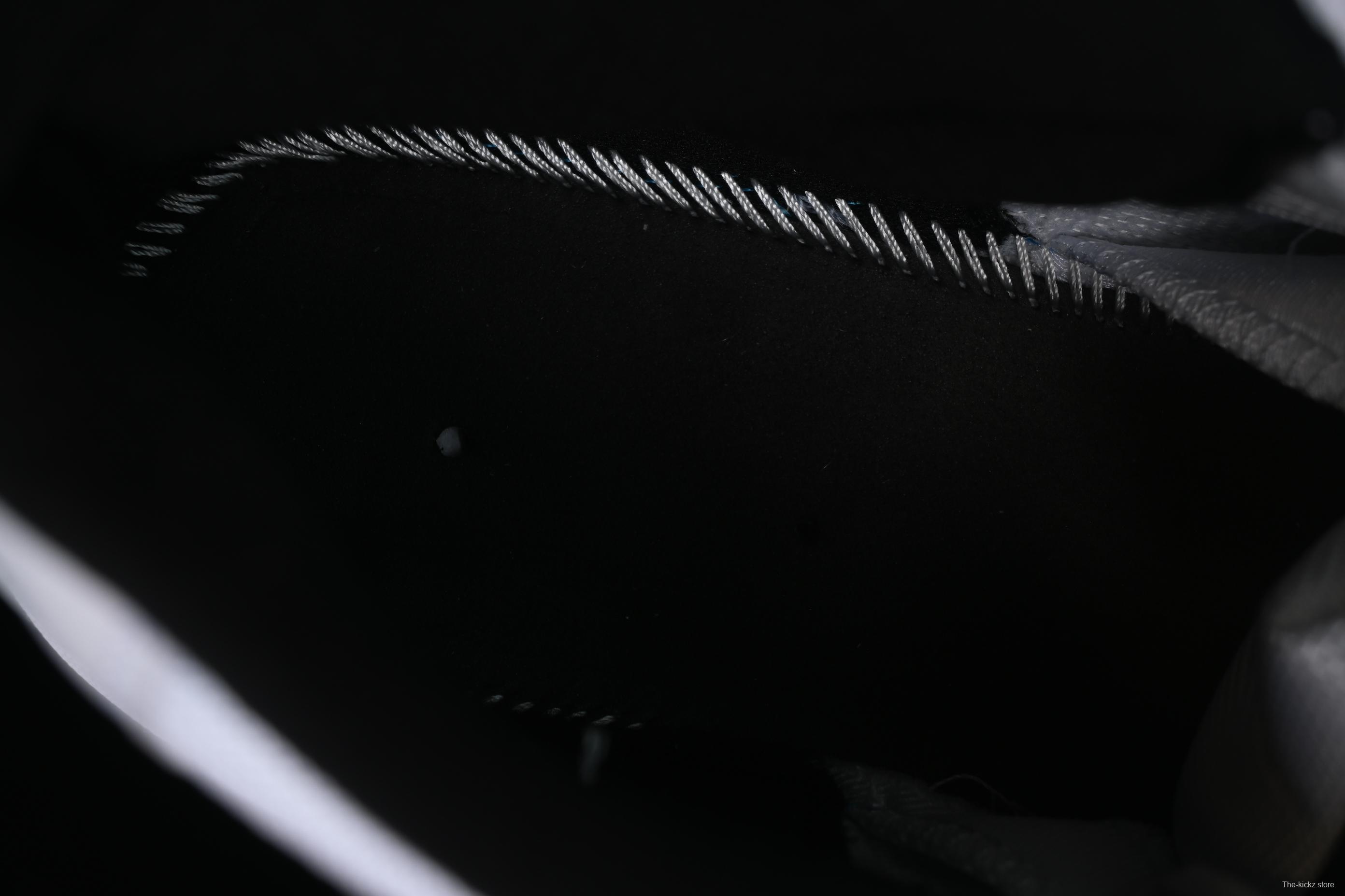 Nike Air Jordan 11 Retro Basketball Shoes with Patent Leather and Carbon Fiber Plate - CT8012-106