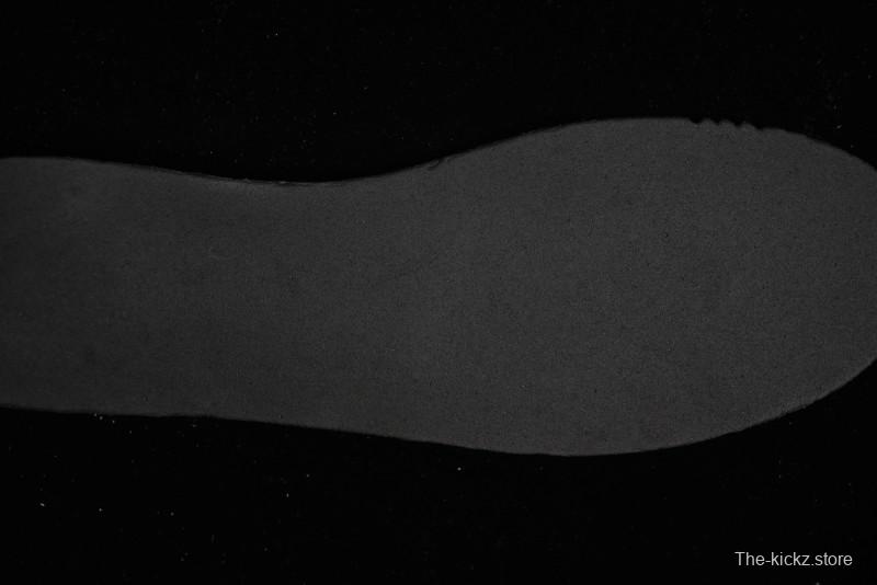 Stussy x Nike Dunk Low SB Skate Shoes in White-Black - FC1688-137