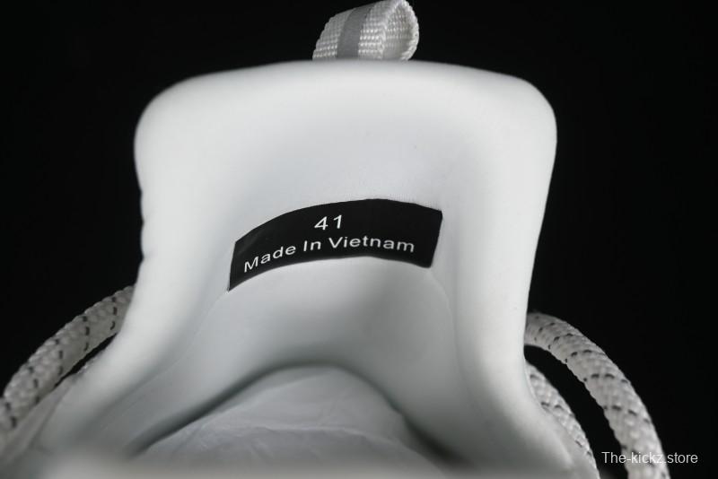 Moncler Trailgrip GTX Mountain Outdoor Shoes with Anti-Tear Material - M00240M3457