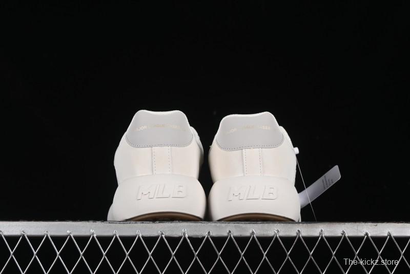 MLB Chunky Classic Base New York Yankees Lightweight Platform Casual Sneakers - 3ASXBMN4N50GRL