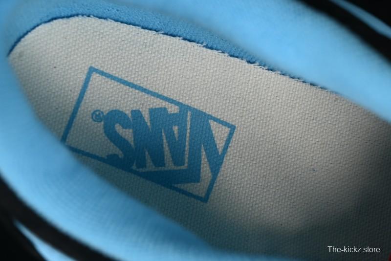 Vans Classics Knu Skool Retro Skate Shoes with Oversized Toe and Thickened Trim - VN000D2TY31