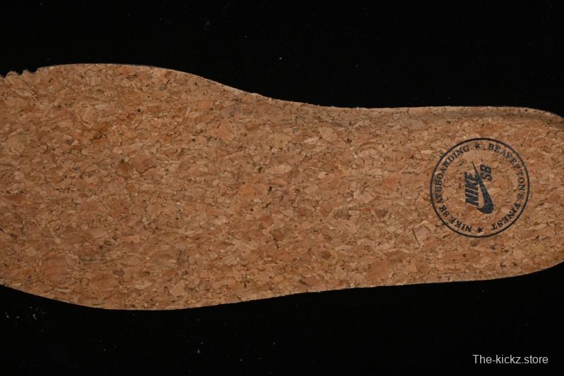 Nike SB Dunk Low Bordeaux Red Skate Shoes Collaboration with Riot Skateshop - FZ1289-200