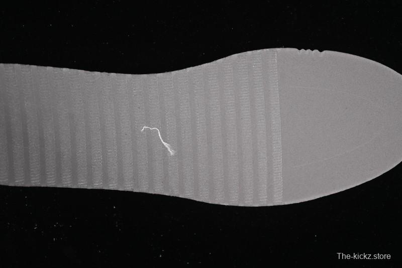 Nike SB Dunk Low Supreme Collaboration - Two-Tone White Swoosh Anniversary Customized Low-Top Casual Skate Shoes - DJ2024-045