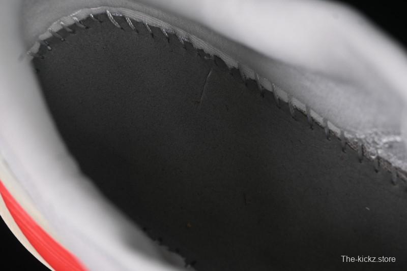 Nike Air Zoom Vomero 18 Lunar Retro Running Shoes with Built-in Zoom Air Cushion - HM6803-001