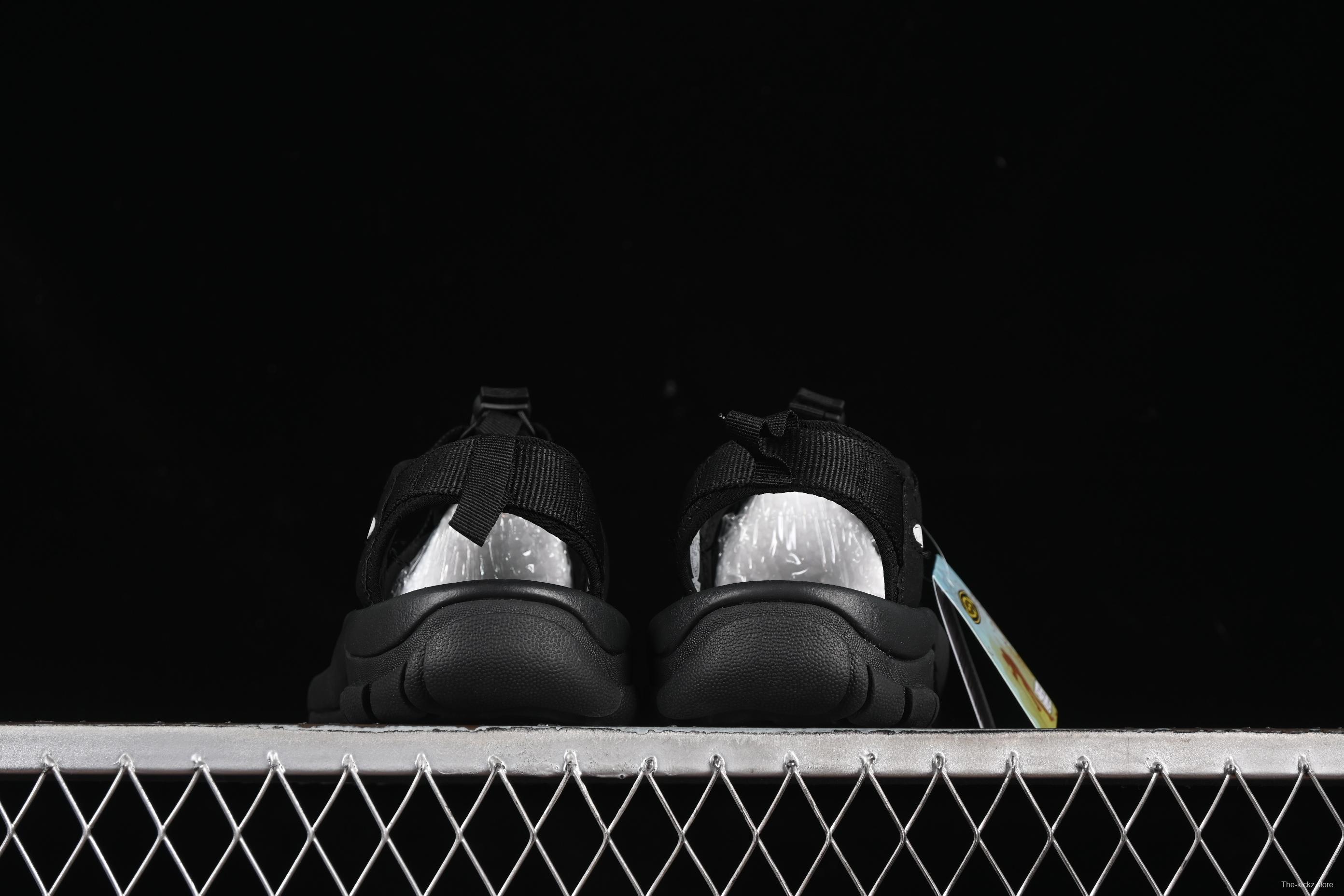 Keen Newport Summer Trendy Woven Elastic Strap Water Hiking Outdoor Sandals - 1022258 Black White