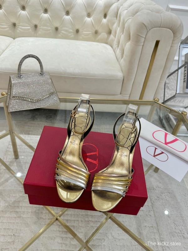 2025 Women Valentino Gold Leather Sandals LY00310