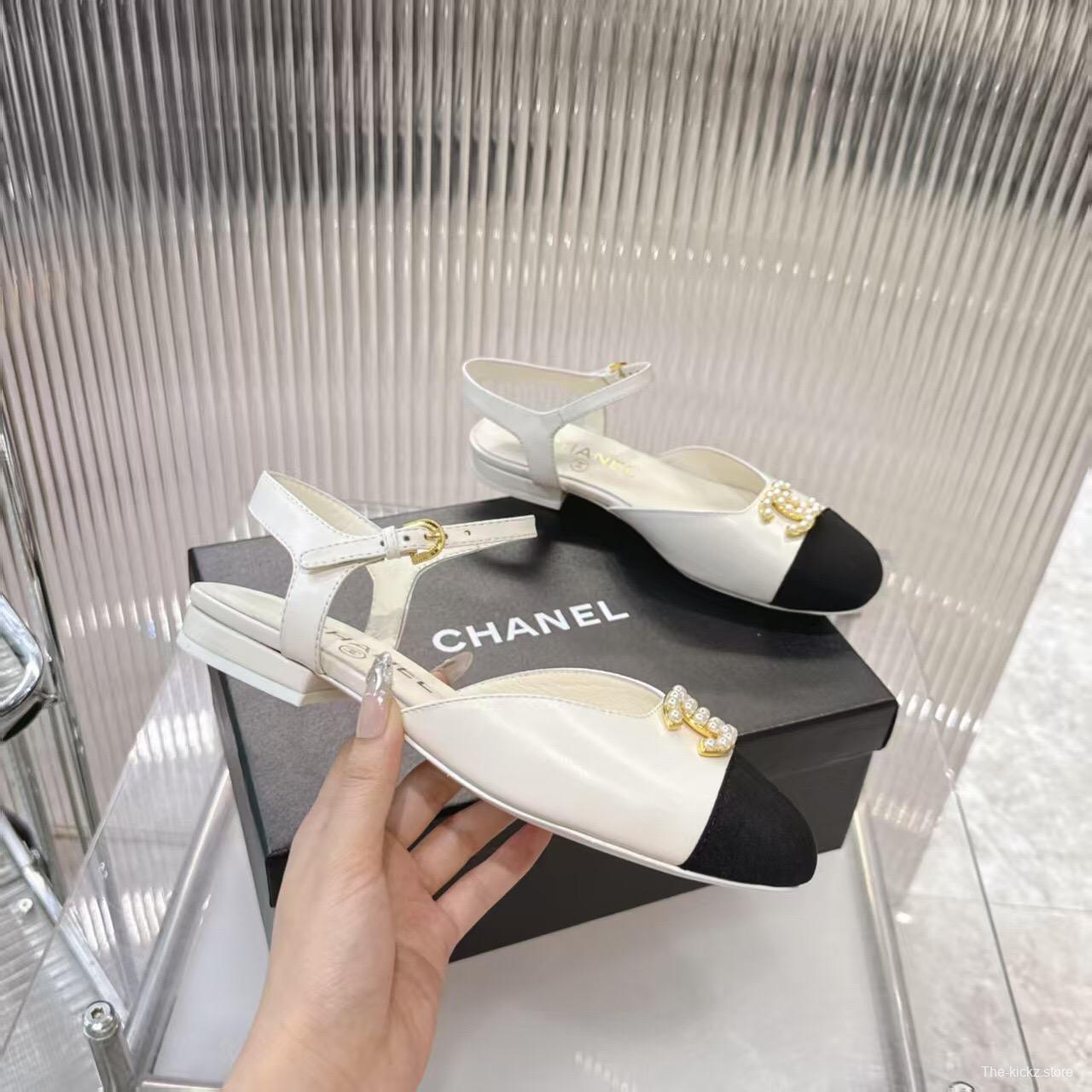 2025 Women Chanel White Black Leather Slingback Flats