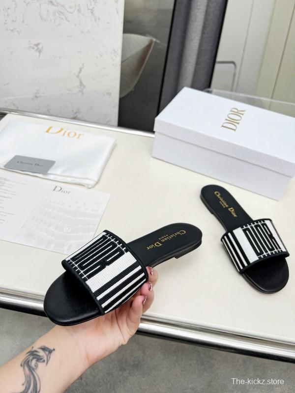 2025 Women Dior Black White Fabric Slippers LY00170