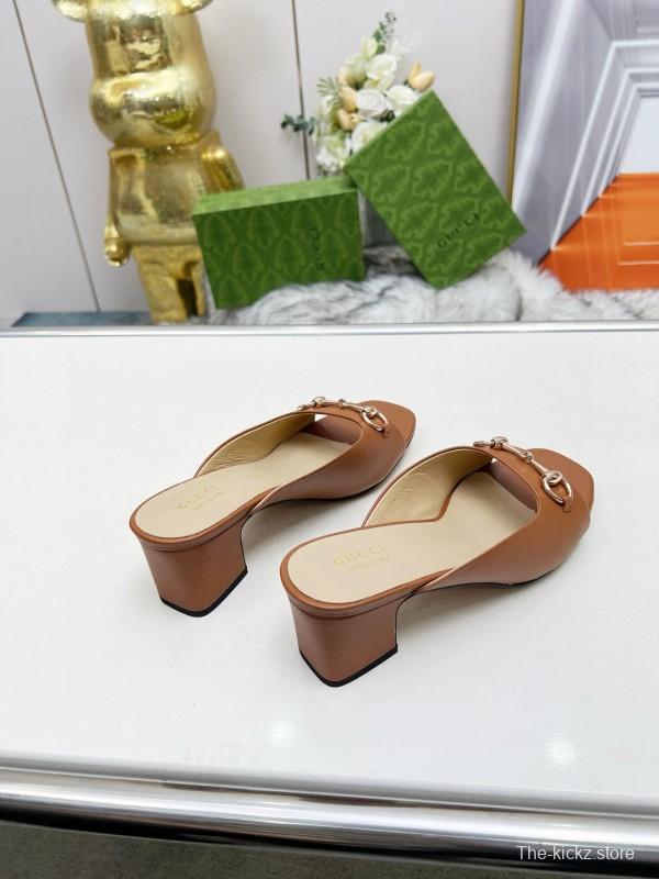 2025 Women Gucci Brown Leather Mules Classic Buckle MJ00180/215