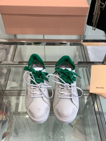 2025 Women Miu Miu White Green Leather Sneakers LY00290