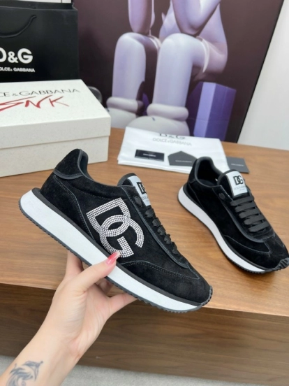 2025 Men Dolce & Gabbana Black Suede Sneakers LY00300