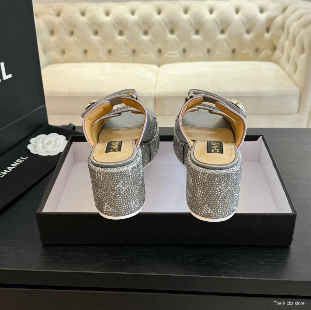 2025 Women Chanel Grey Leather Slippers Flower LY00330