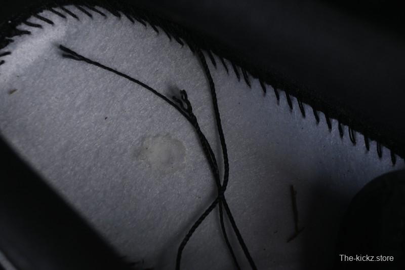 Nike Air Force 1 '07 Low Casual Sneakers with Full-Length Air Cushion - IB7677-001