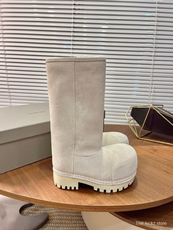 Balenciaga 2025 SS Oversized Platform Snow Boots with High Heel - AS00570