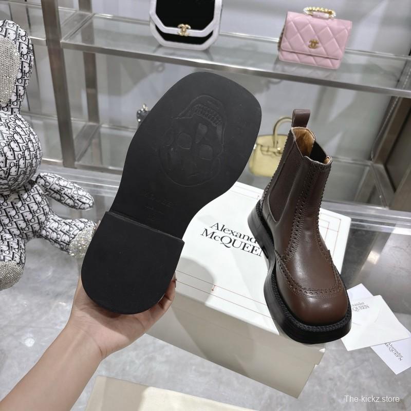 Alexander McQUEEN Retro Chelsea Short Boots Spring Autumn Collection - KFY00340